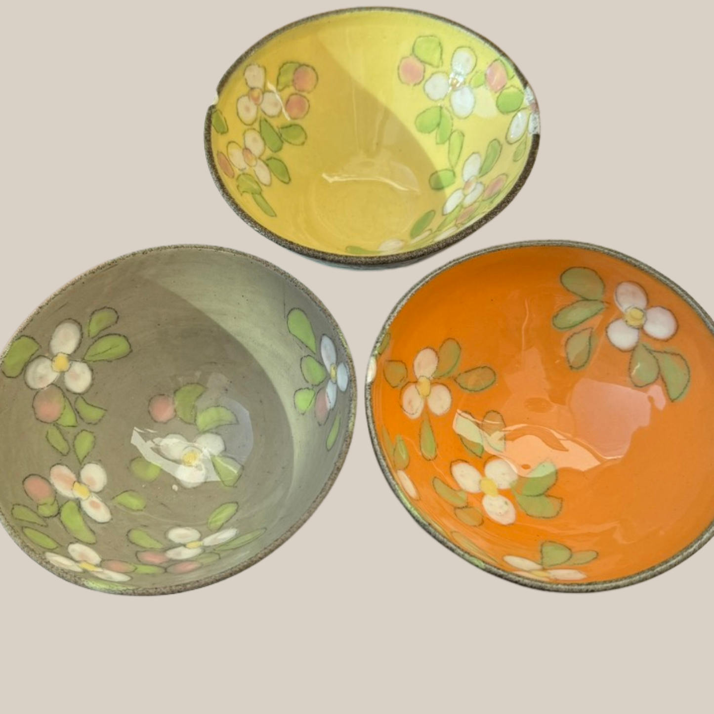 Keramik skål nr.49-orange med hvide æbleblomster.