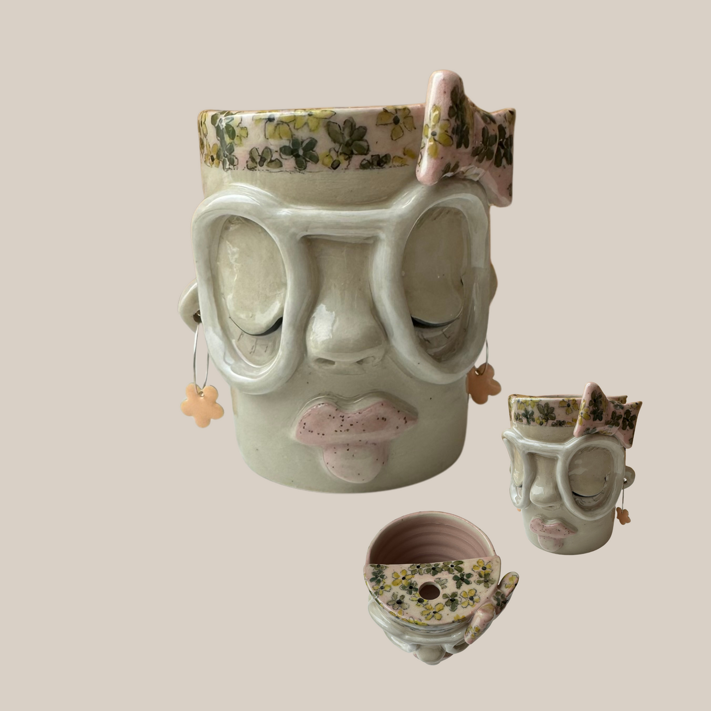 Kiki-kop nr. 24 "To-go m. rosa blomstret sløjfe "