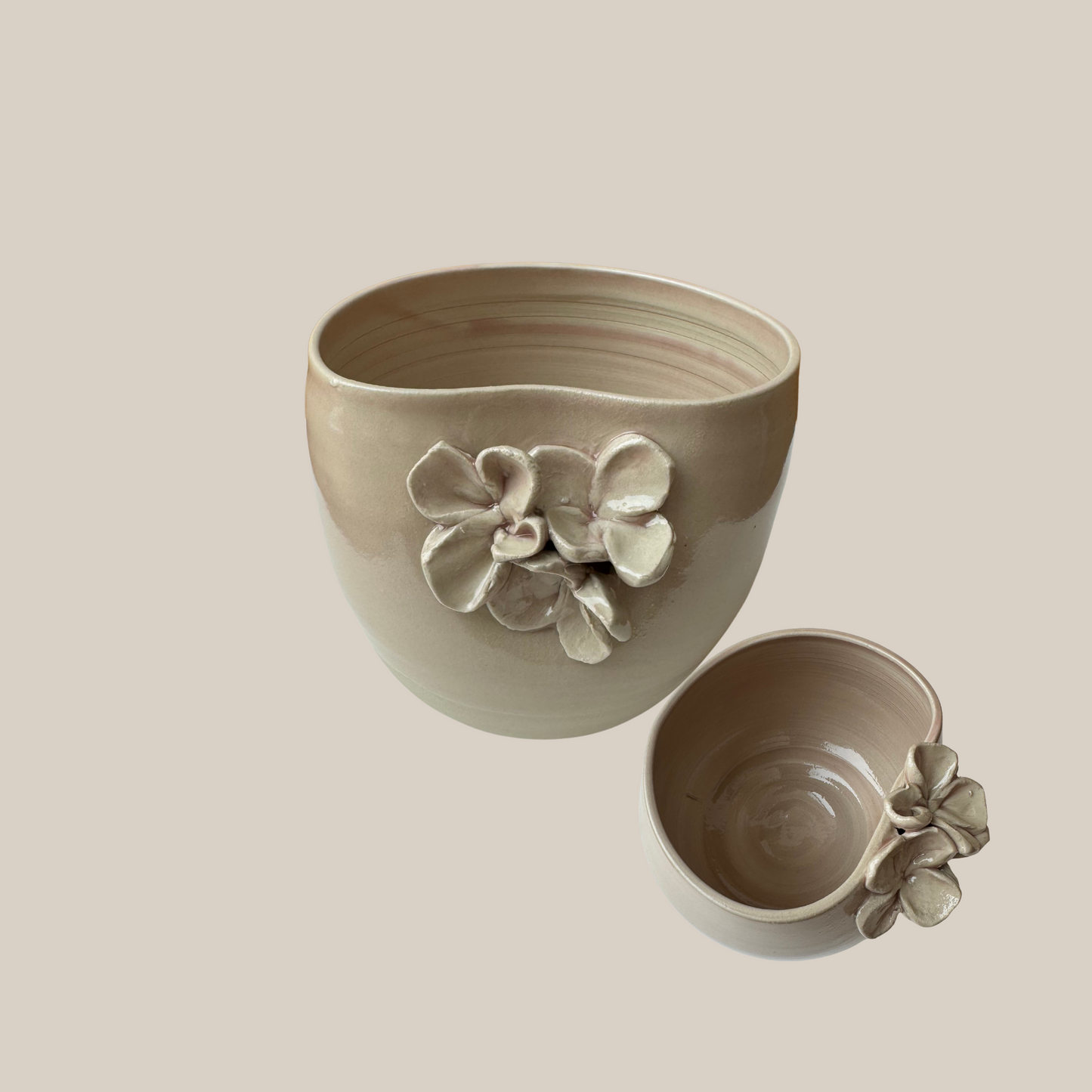 Keramik kop med hortensia- sart rosa
