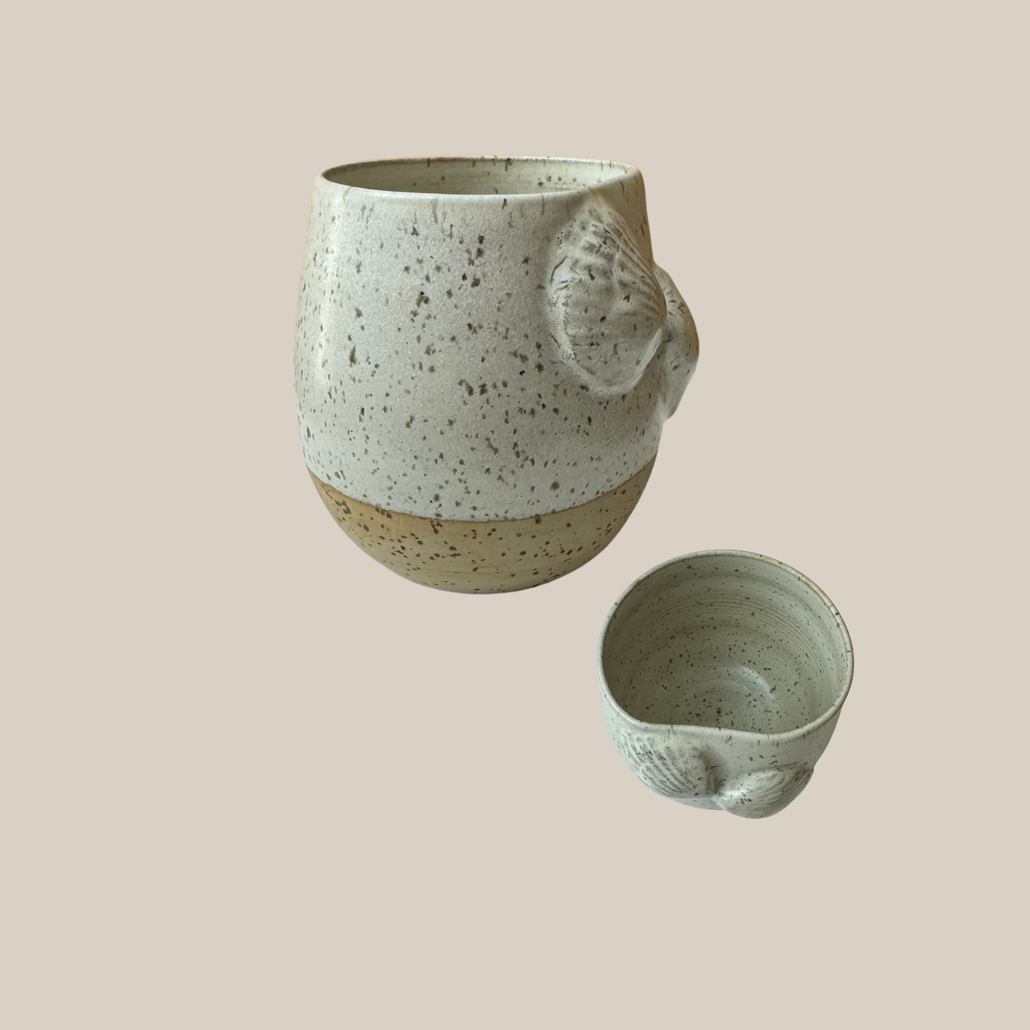 Beige keramik kop musling