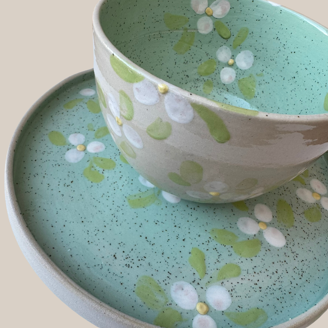 Keramik skål nr.40 Mintm. effekt og hvide æbleblomster
