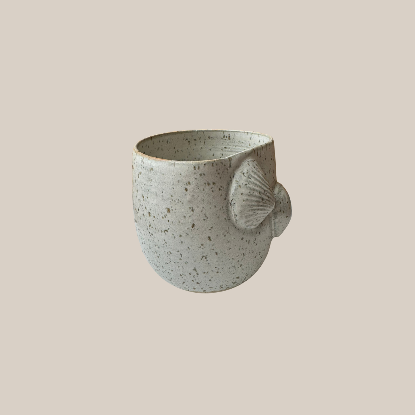 Beige keramik kop musling