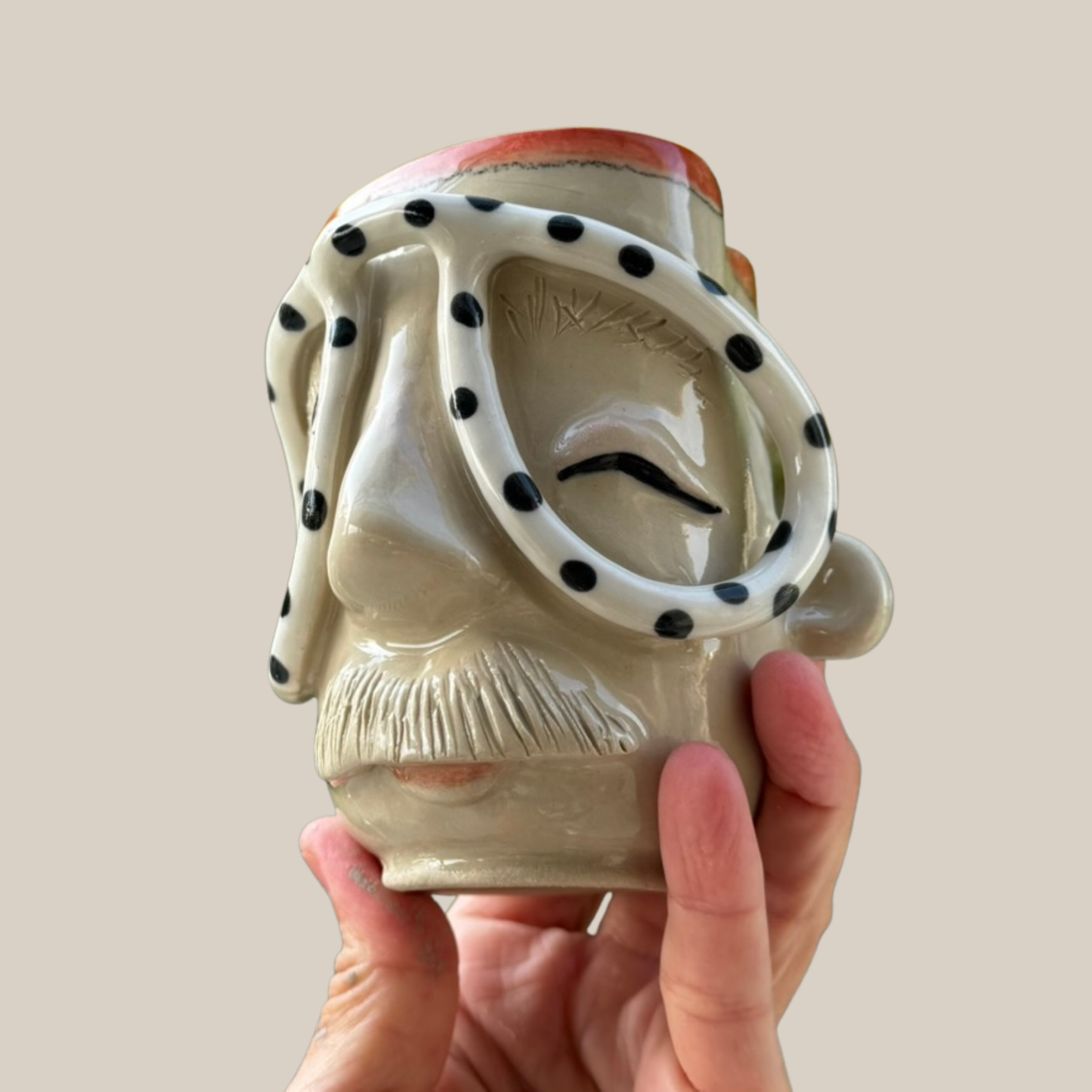 Kiki Moustache kop 182 - Hvid brille med sorte prikker