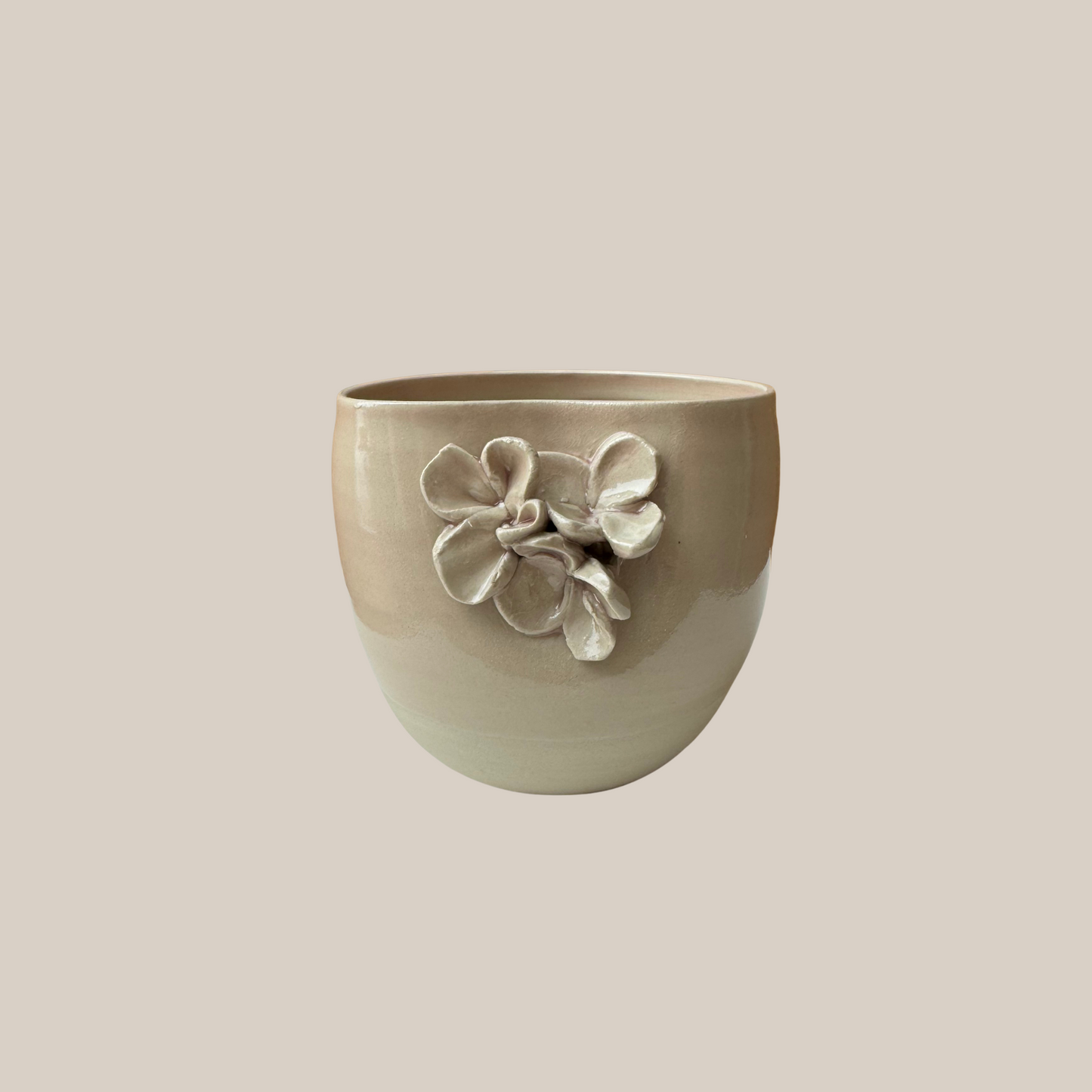 Keramik kop med hortensia- sart rosa