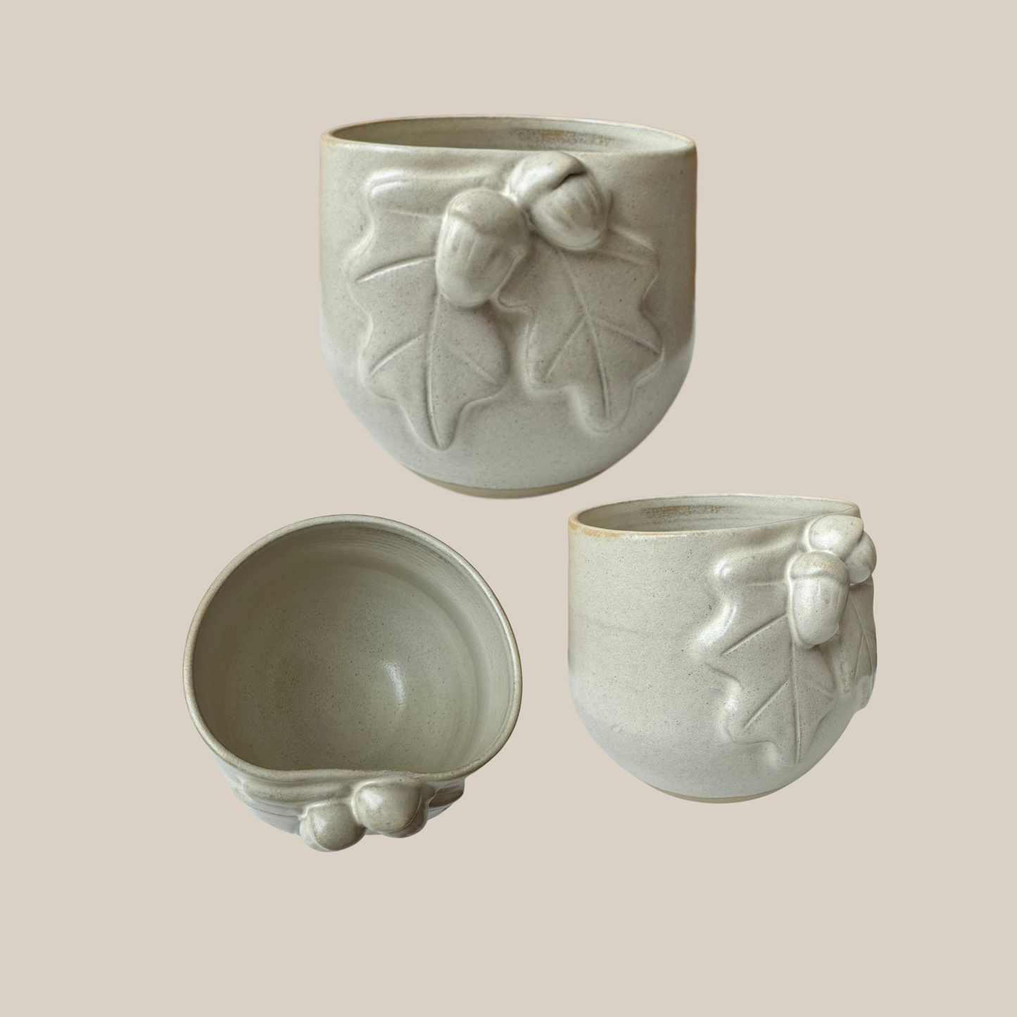 Beige Keramik kop med agern