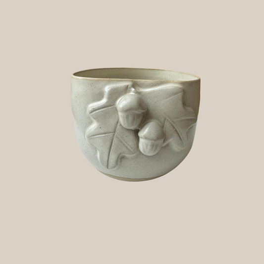 Beige Keramik kop med agern