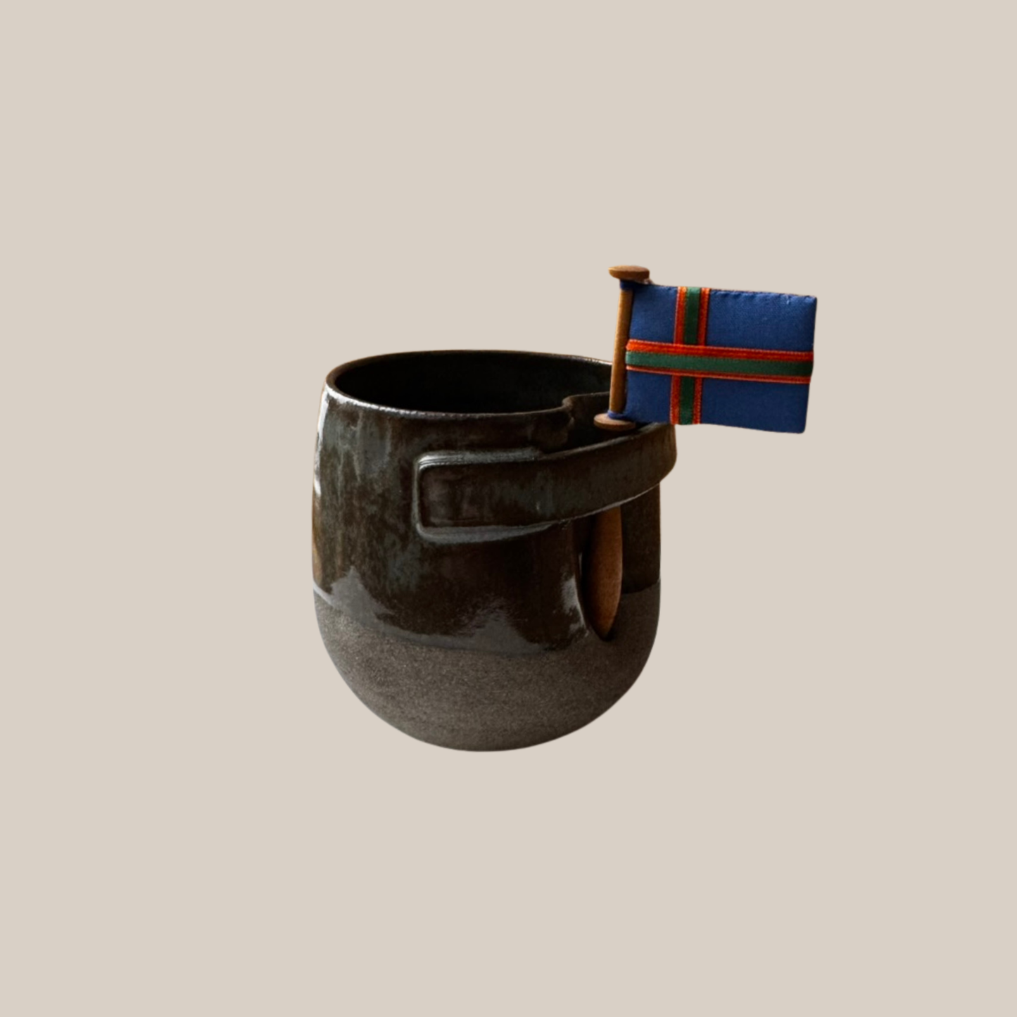 Flagkop nr. 4 - gråblå med Vendelbrog