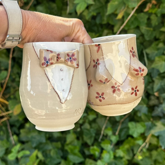 PAR 27- HR & FRU beige med brune blomster