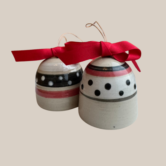 Klokker - 2 stk. m. rød. sæt nr. 5