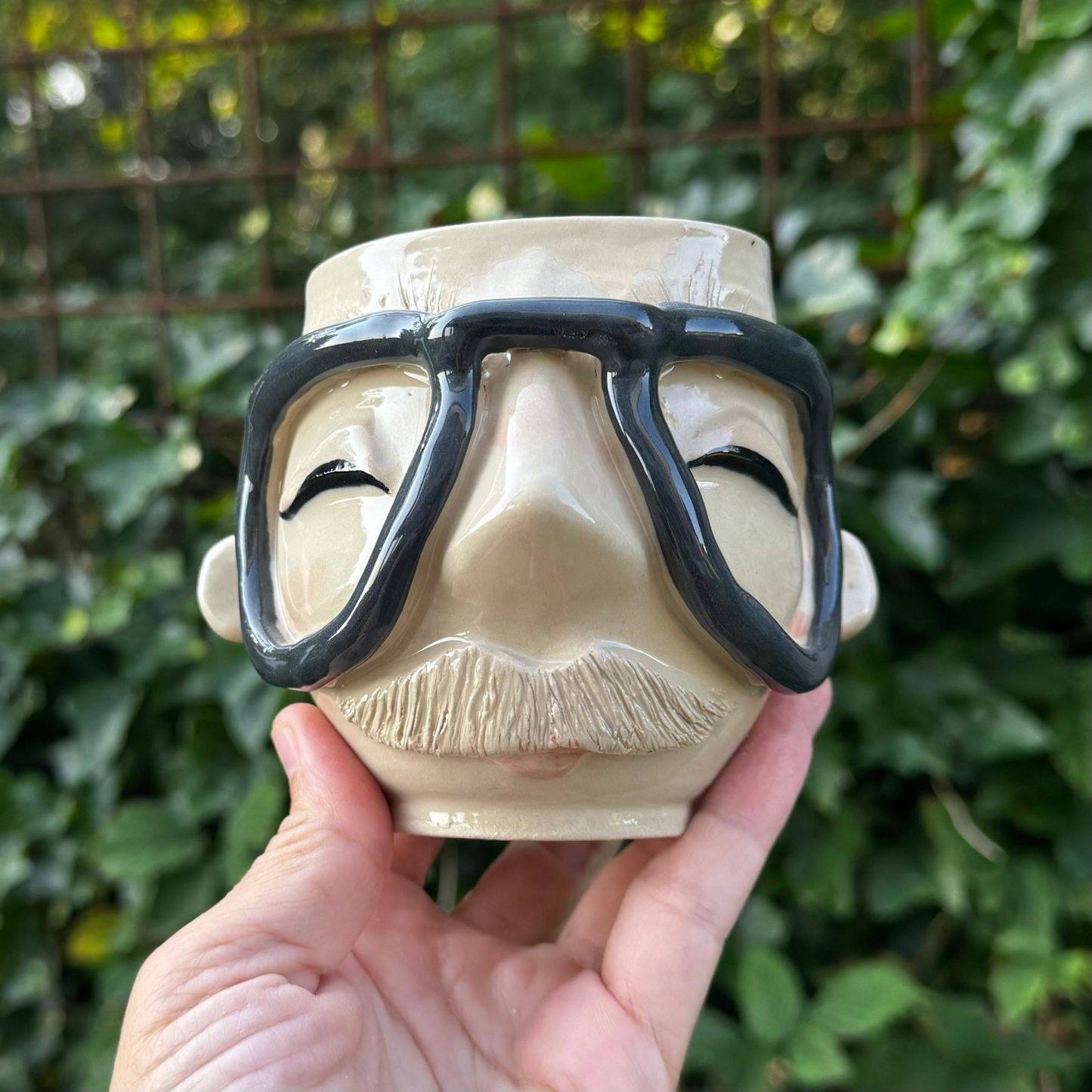 Kiki Moustache kop 212-Sort brille
