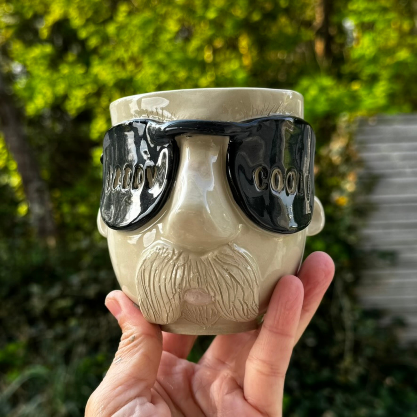 Kiki Moustache kop 185 - Sorte solbriller